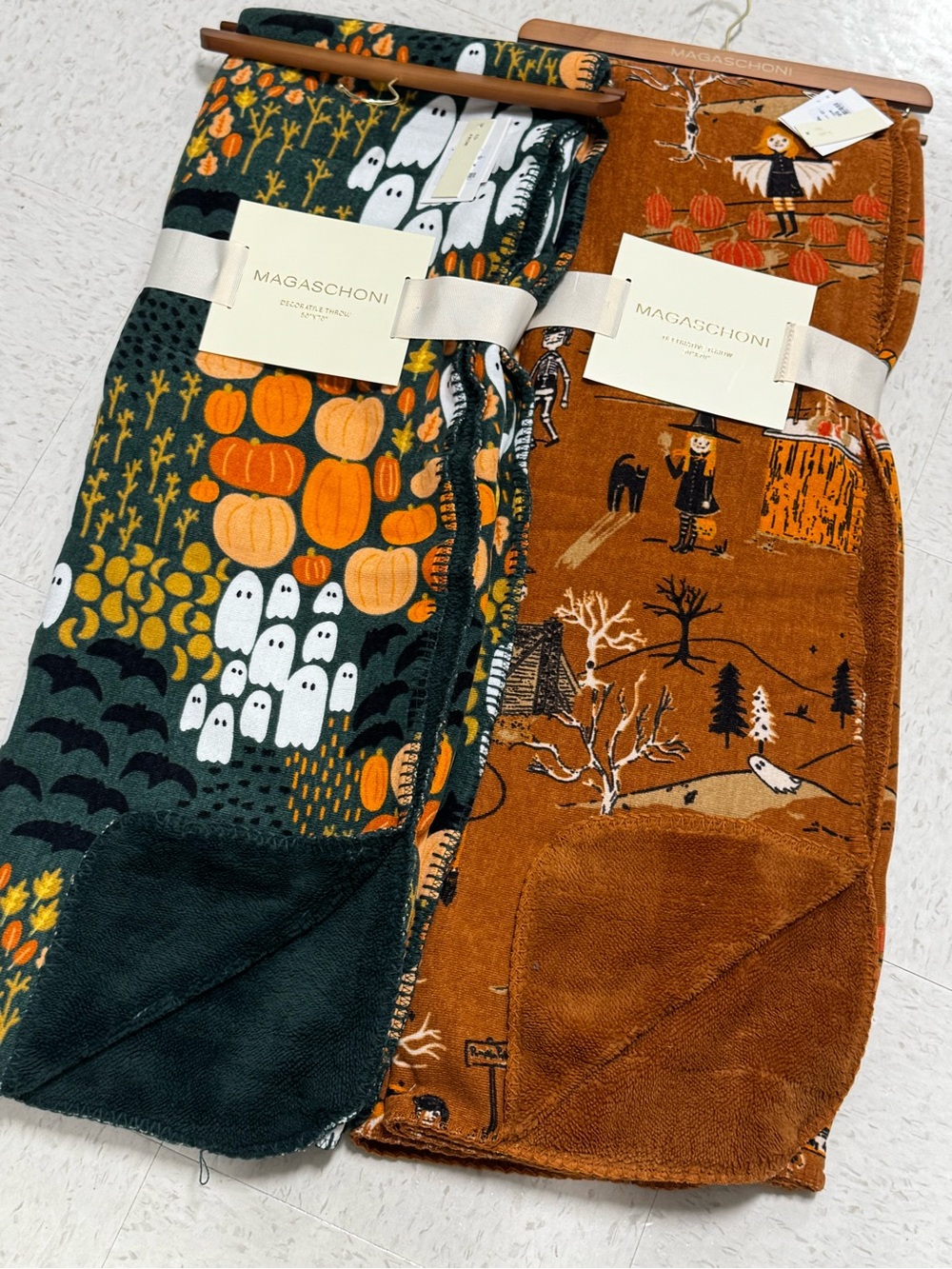 Magaschoni Halloween Pumpkin & Ghost Plush Throw Set in Forest Green and Rust